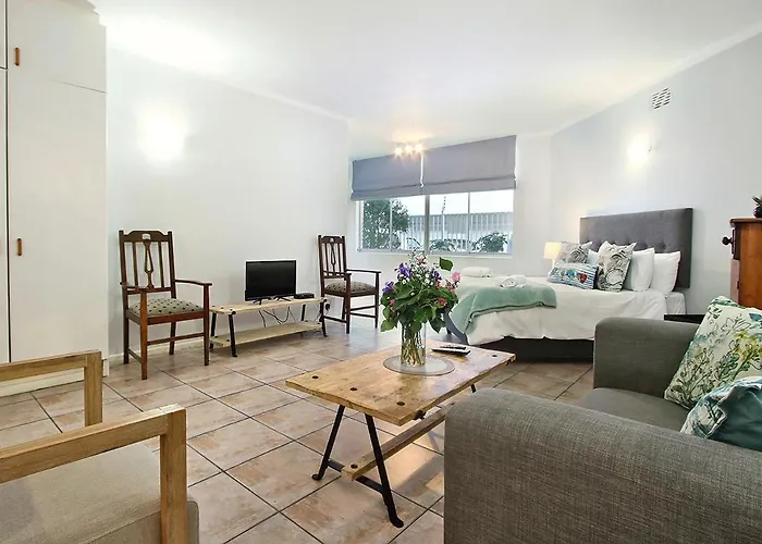 Blue Waters Studio 12 In Sea Point